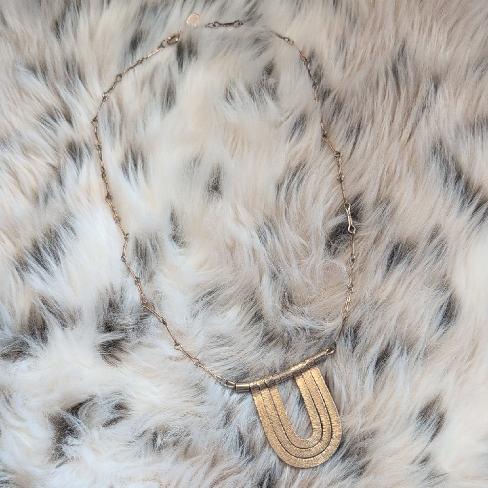 Elegant Gold Necklace